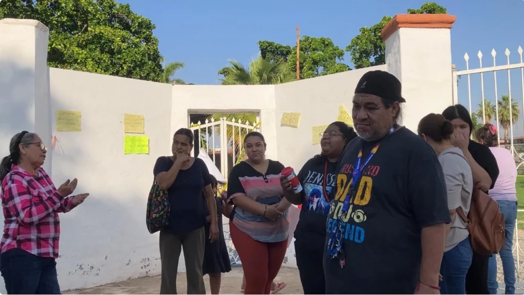 ¡Atentos! Madres de familia de la escuela Quetzalcóatl amenazan con toma de calles