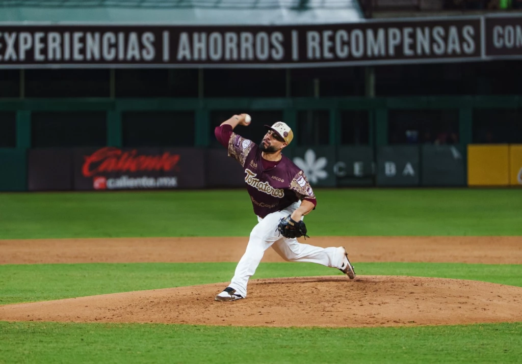 Tomateros se queda con el del honor tras vencer 6-2 a Yaquis