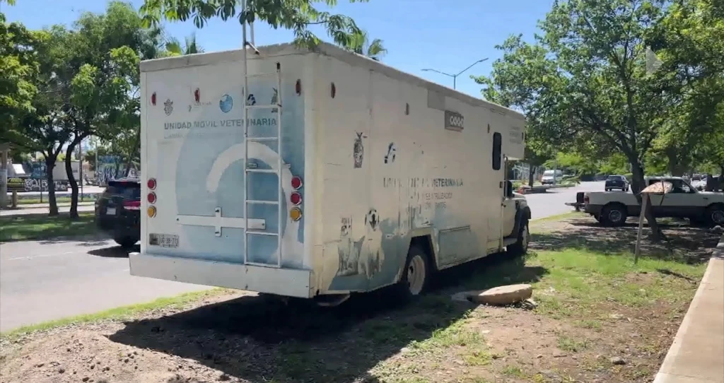 Camión Esterilizador "Huellitas del Bienestar" ofrece servicio gratuito en el Parque Central