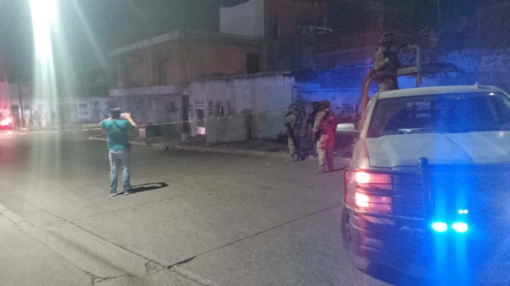Atacan a balazos una vivienda en el Centro de Culiacán; un hombre resulta herido