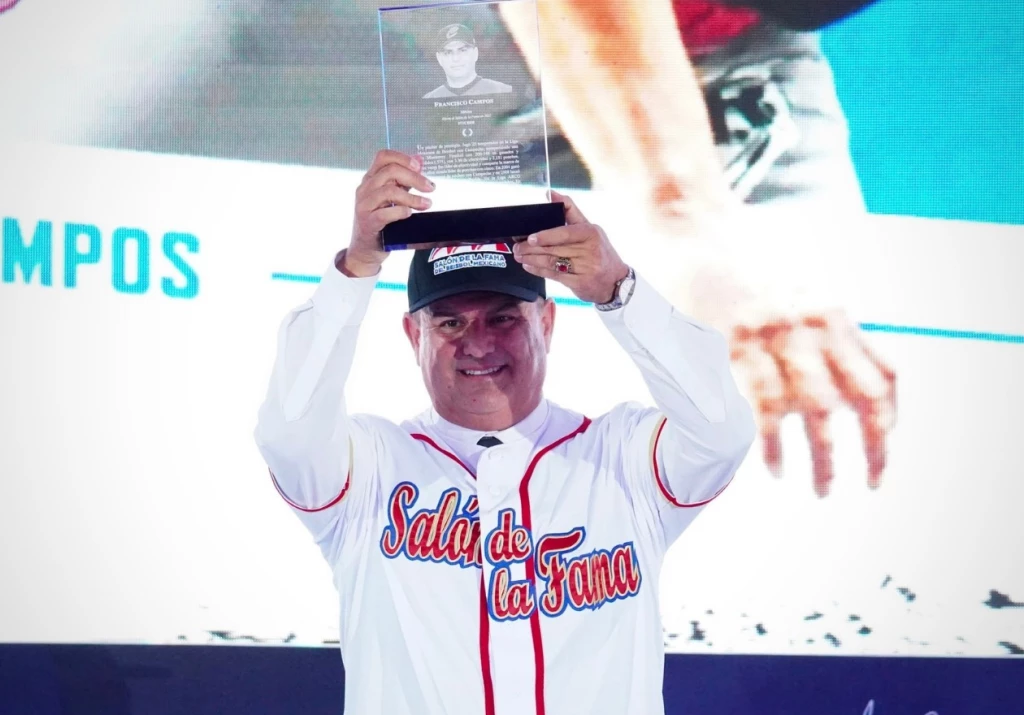 Francisco Campos ingresa al Salón de la Fama del Beisbol Mexicano