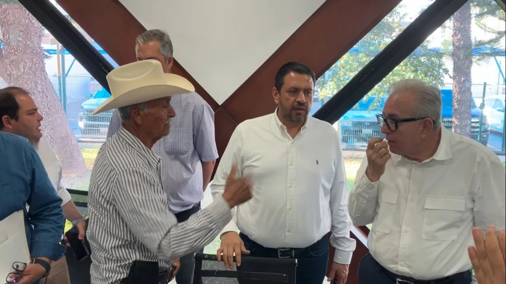 Con 80 millones de pesos de recurso extraordinario apoya Rubén Rocha Moya a trigueros de Sinaloa
