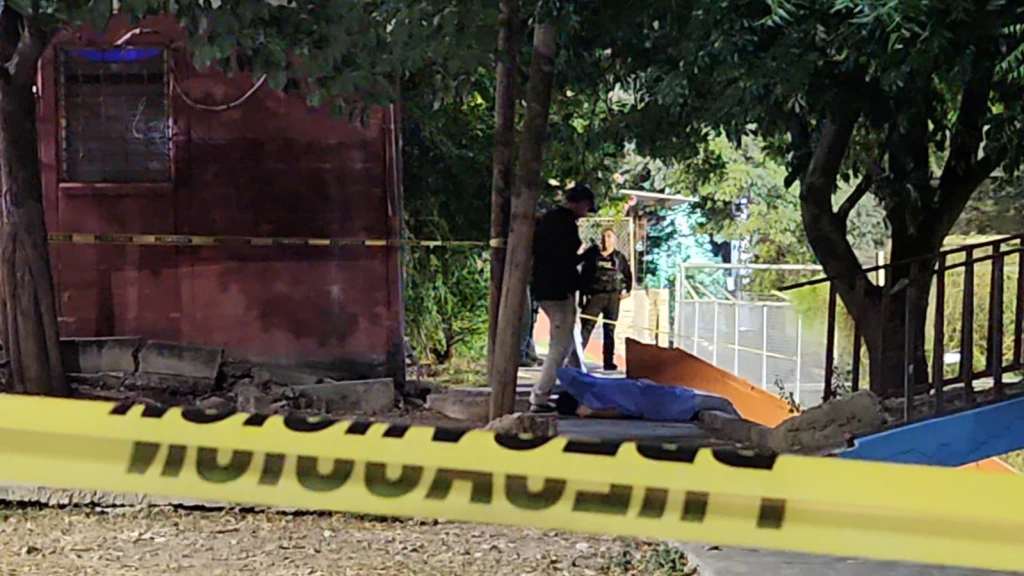Grupo armado ejecuta a dos hombres en Infonavit Cañadas, en Culiacán