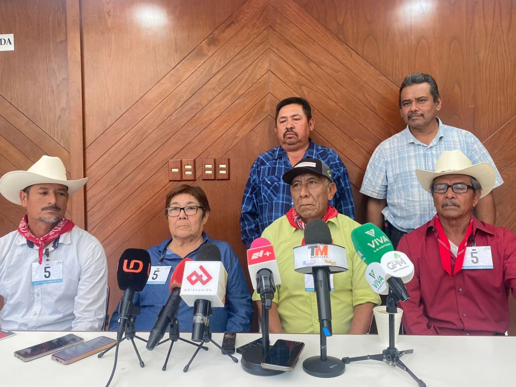 Representante de grupos indígenas acusan de intromisión de grupos políticos en el norte de Sinaloa
