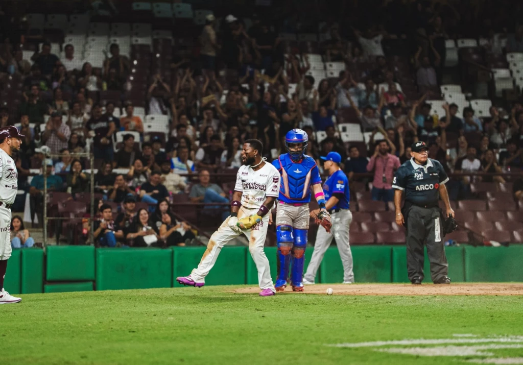 Tomateros asegura la serie al vencer 7 carreras contra 5 a Charros