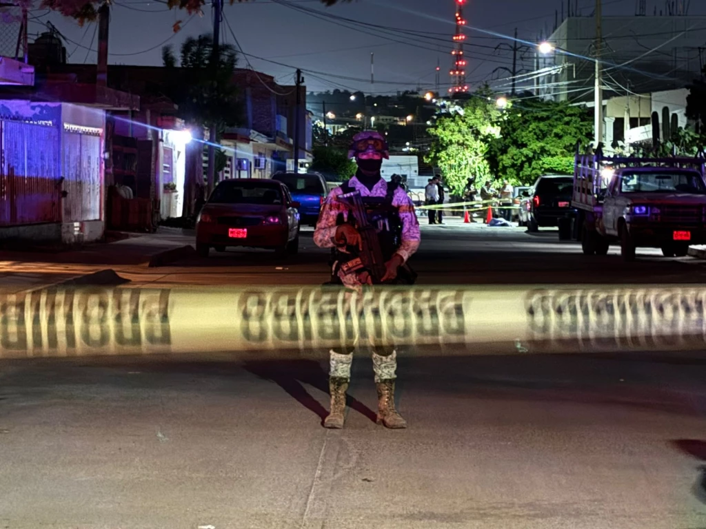 Cuatro carpetas de investigación por homicidio doloso de 5 personas en Sinaloa el jueves 13 de noviembre de 2025, reporta la FGE