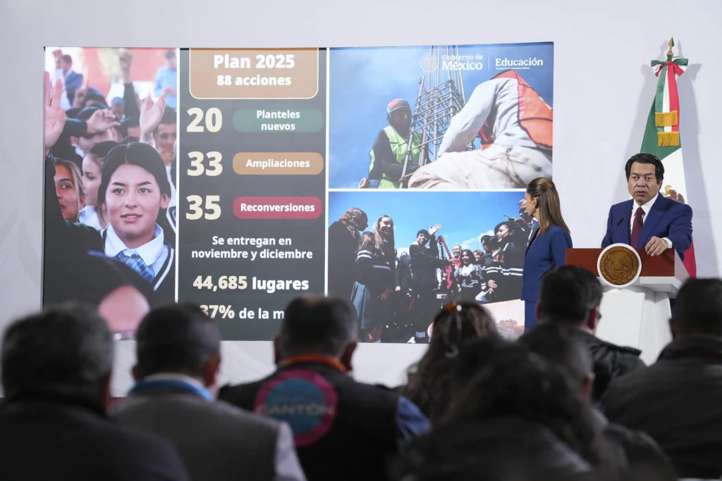 Con la apertura de bachilleratos se ofrecerán 65 mil lugares
