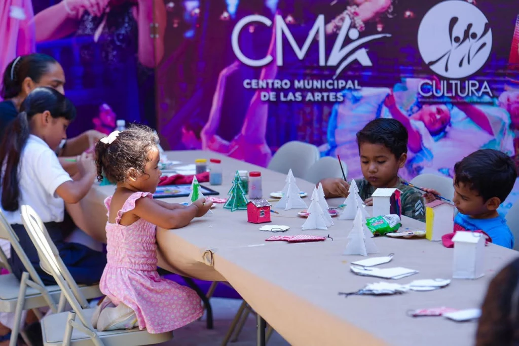 CMA instala módulo permanente de expresión artística en el Parque Central de Mazatlán
