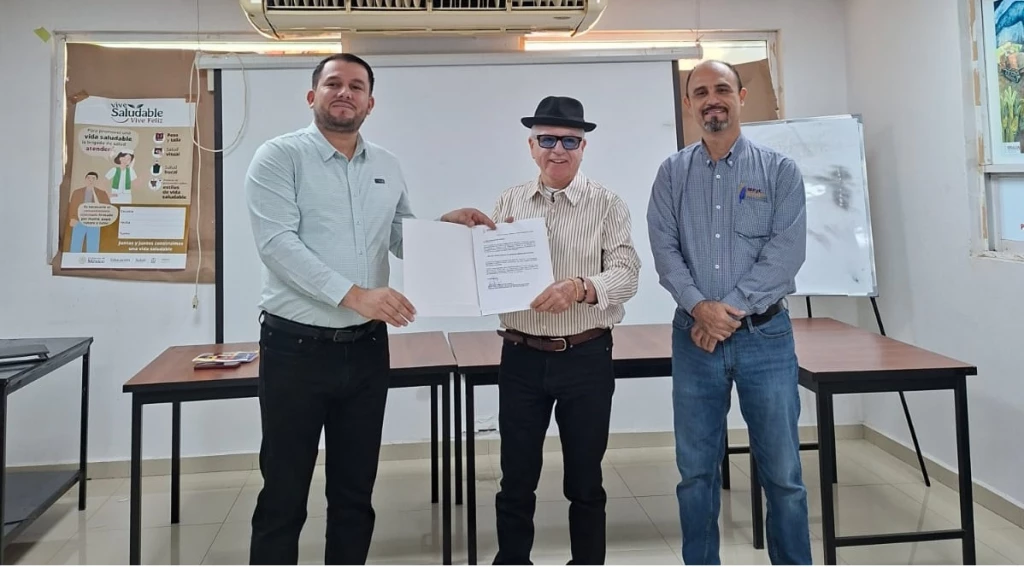 José Cruz Macías asume la oficina de Servicios Regionales de SEPyC en Ahome