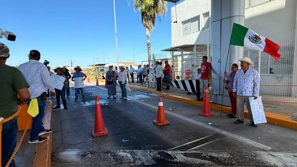 Organizaciones agrícolas y transportistas en Sinaloa anuncian toma de casetas y autopistas este 24 de noviembre