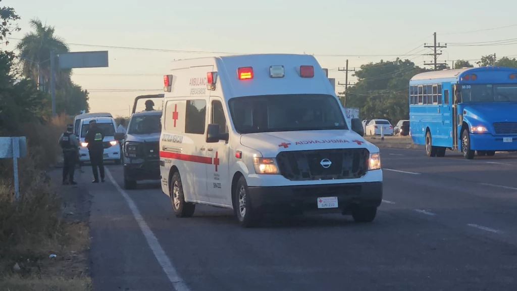 Encuentran a joven herido con disparos sobre la carretera Culiacán–Eldorado