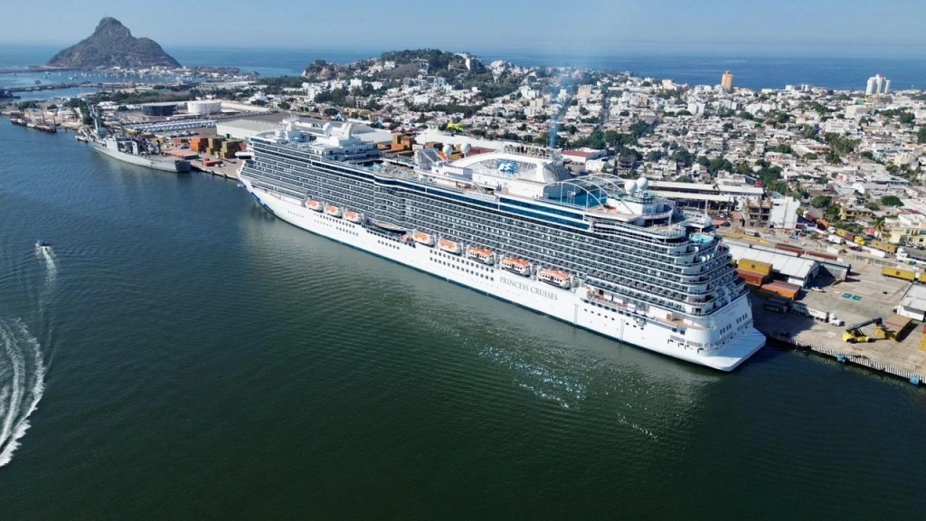 Noviembre cerrará con buena derrama económica por eventos deportivos y llegada de cruceros a Mazatlán