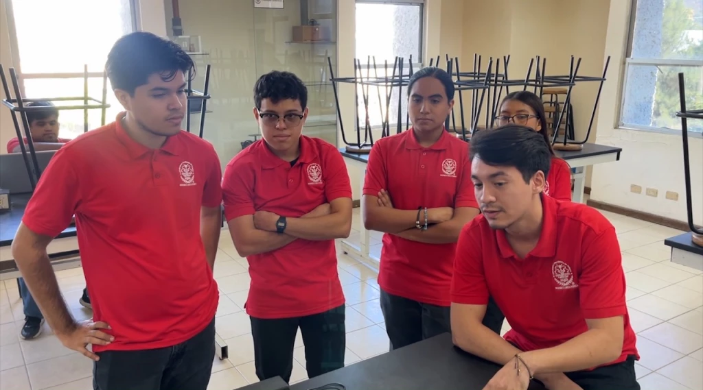 Estudiantes mazatlecos de la UPSIN reciben reconocimiento de la NASA por proyecto de reciclaje para misiones en Marte