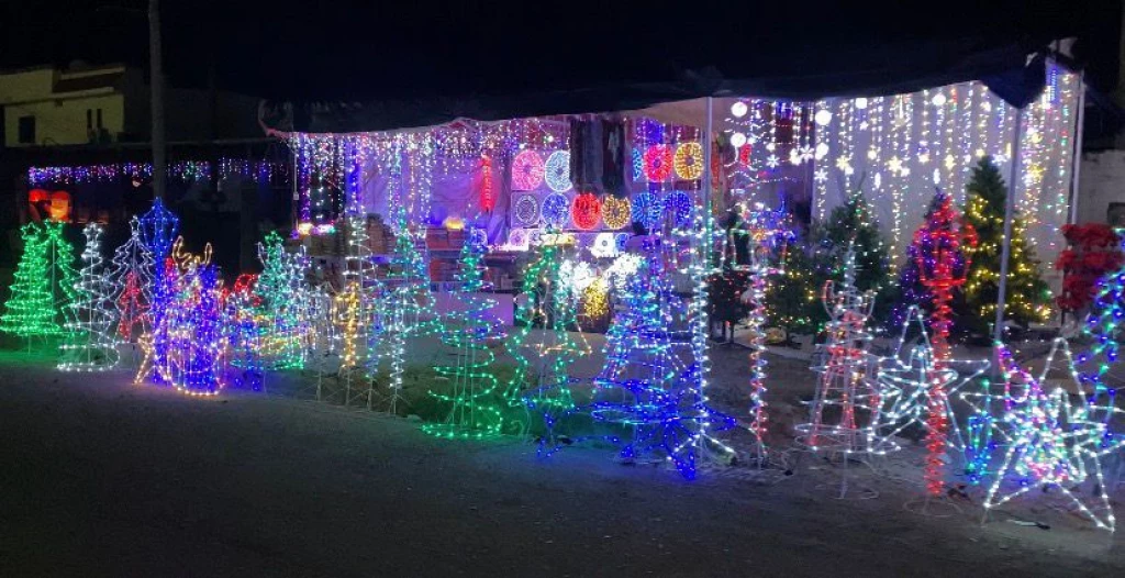 ¡Cuidado con las luces navideñas! Protección Civil advierte no sobrecargar extensiones eléctricas