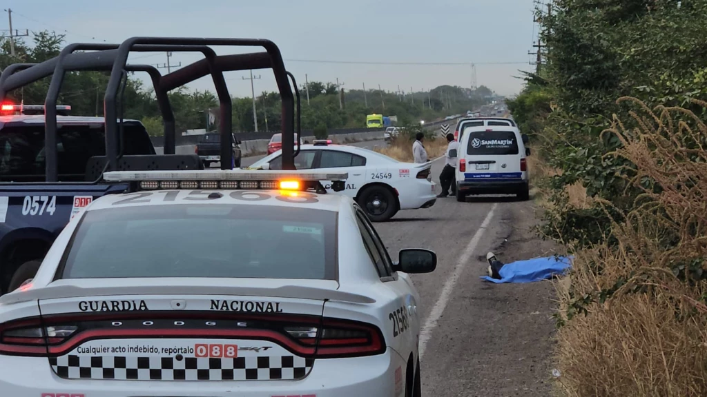 Ejecutan a hombre con ráfagas de arma larga en la carretera Culiacán–Eldorado