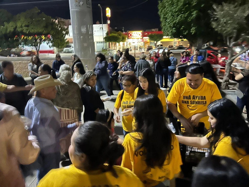 ¡Buenas acciones! Una Ayuda Una Sonrisa brinda alimentos en el Hospital General de Los Mochis