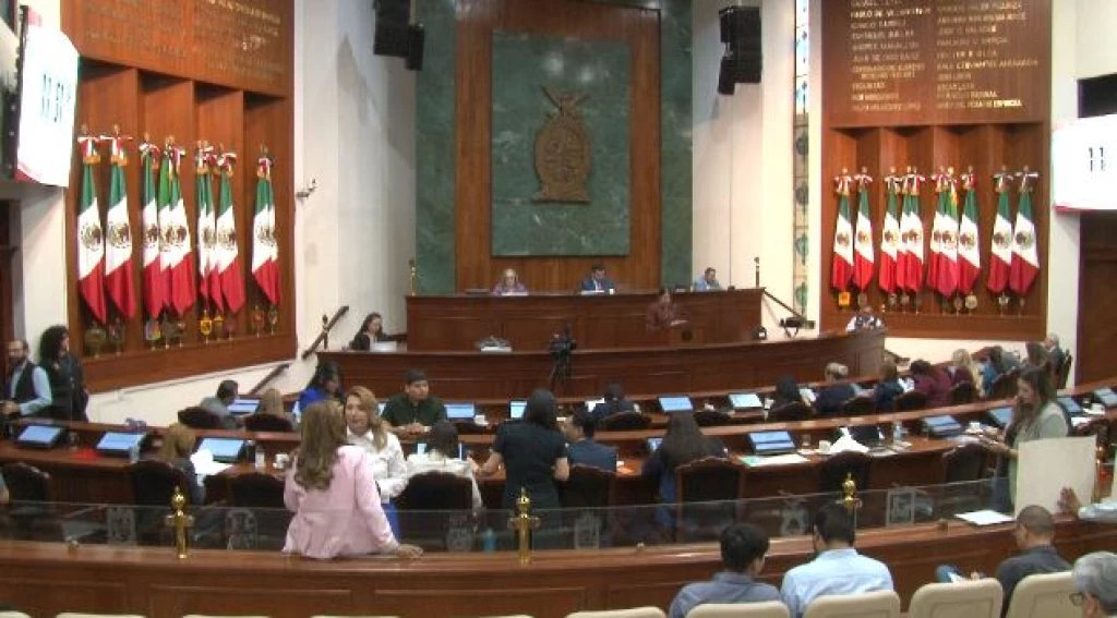 Analizan integrantes de la JUCOPO posible nuevo crédito