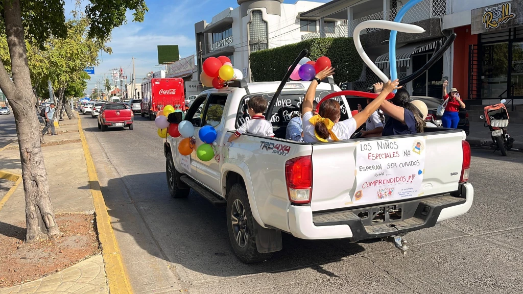 Jardín de niños Gandhi Mazatlán desfila por la inclusión y sensibilización del Día de las Personas con Discapacidad