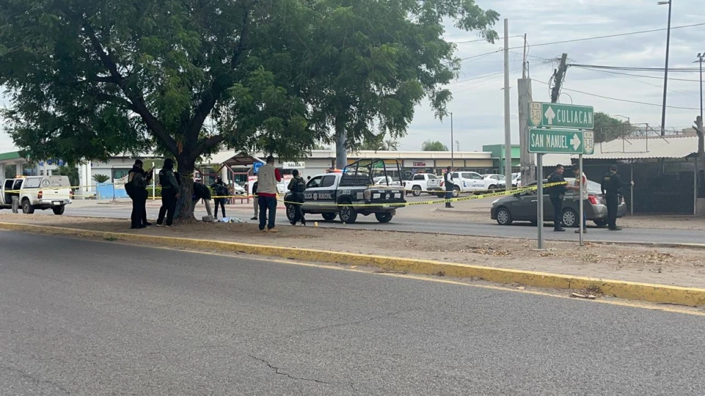 Ejecutan a un hombre en la carretera Culiacán–Navolato, en Aguaruto