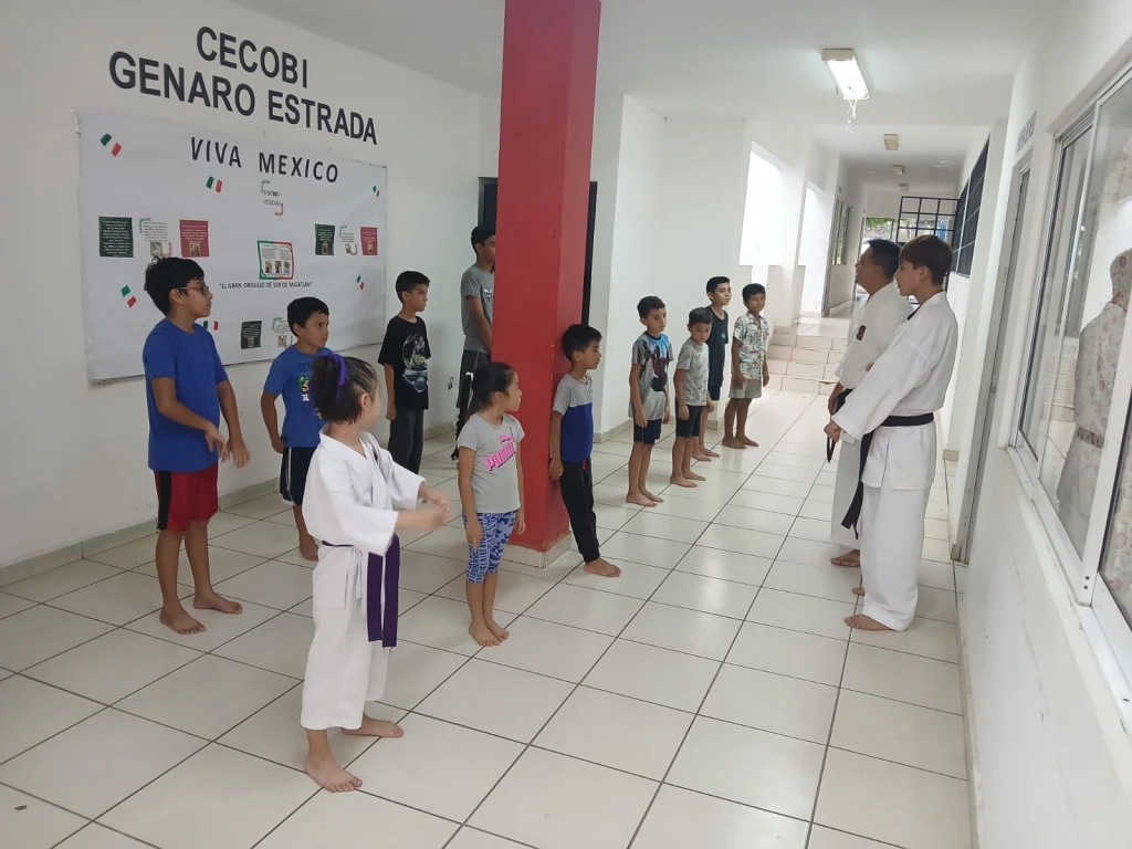 Habrá nuevos cursos gratuitos relacionados con la navidad en los CECOBIS de Mazatlán 