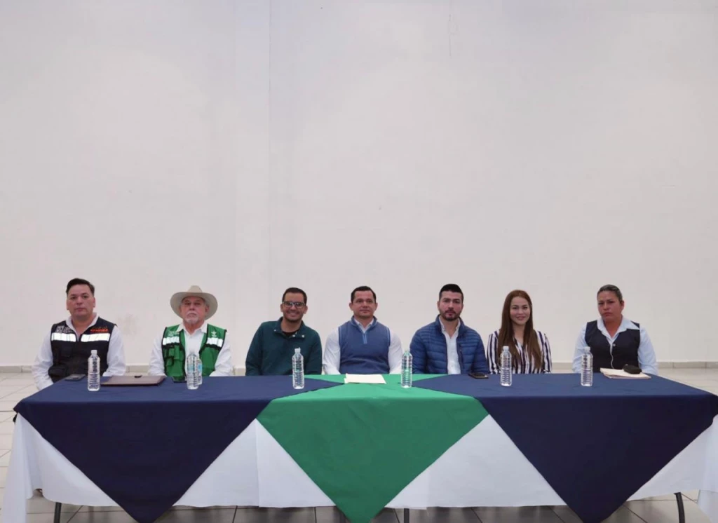 Auxiliares y parteras fortalecen atención comunitaria en conversatorio realizado en Álamos