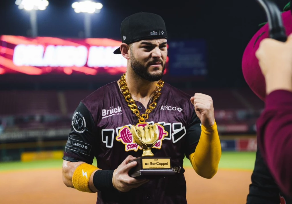 Tomateros continúa encendido y asegura serie sobre Cañeros