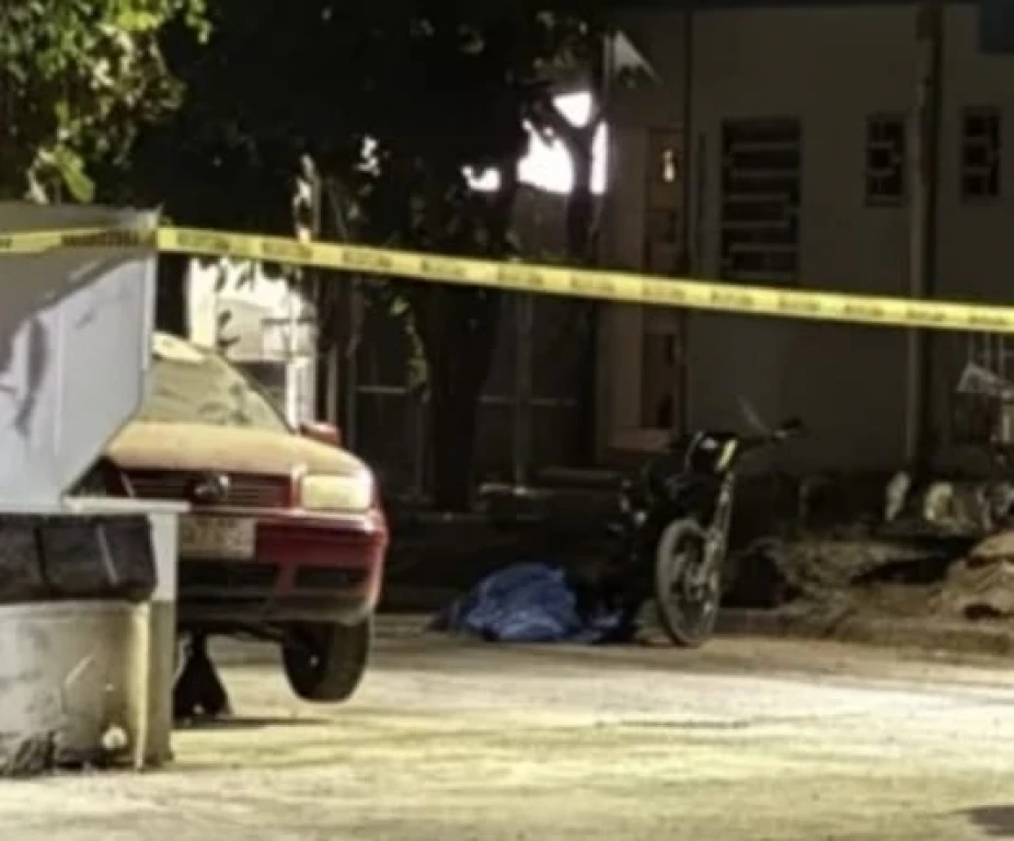 Asesinan a balazos a motociclista en la colonia Hacienda de Urías de Mazatlán