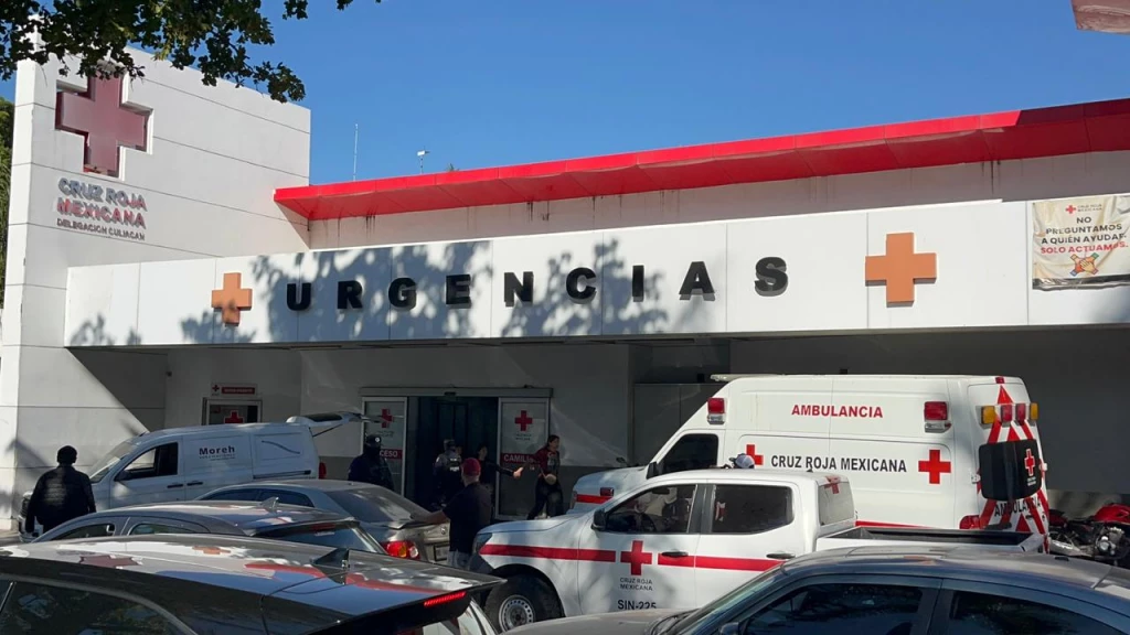 Mujer muere tras ingresar herida de bala a la Cruz Roja en Culiacán
