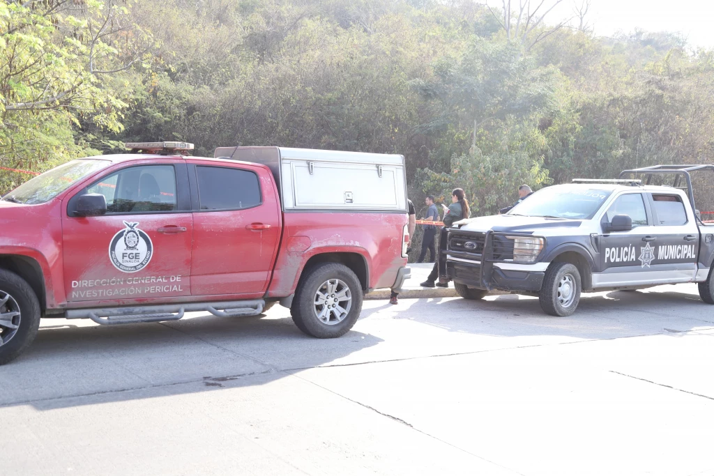 Encuentran a hombre asesinado a balazos en avenida Francisco Madero Herrera