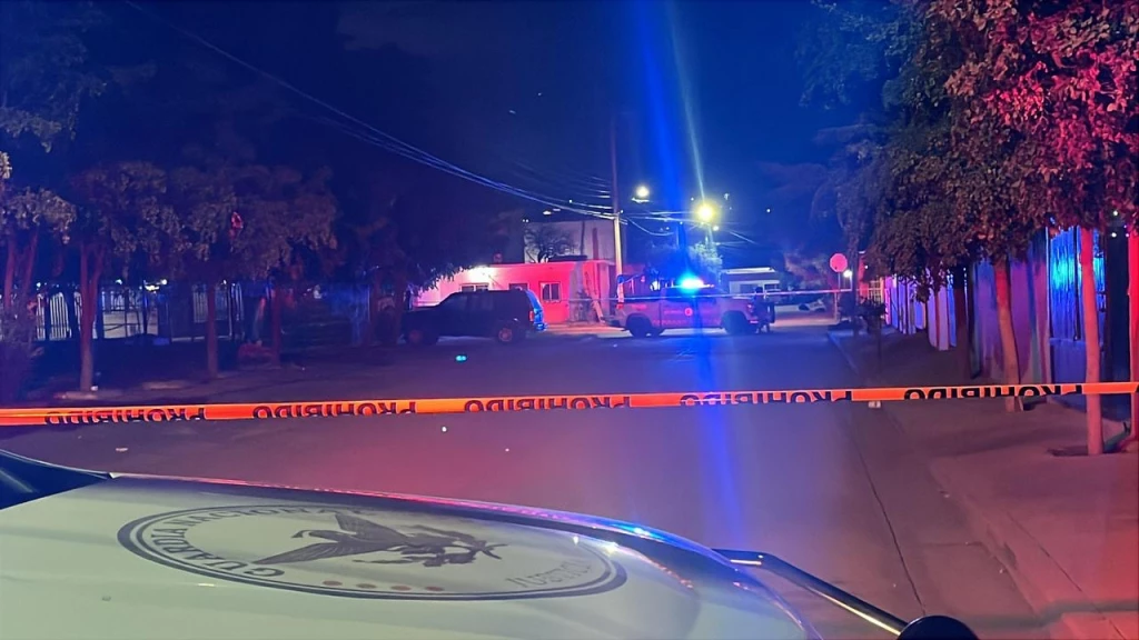 Asesinado y con mensaje, localizan a un joven en la Lombardo Toledano, en Culiacán 