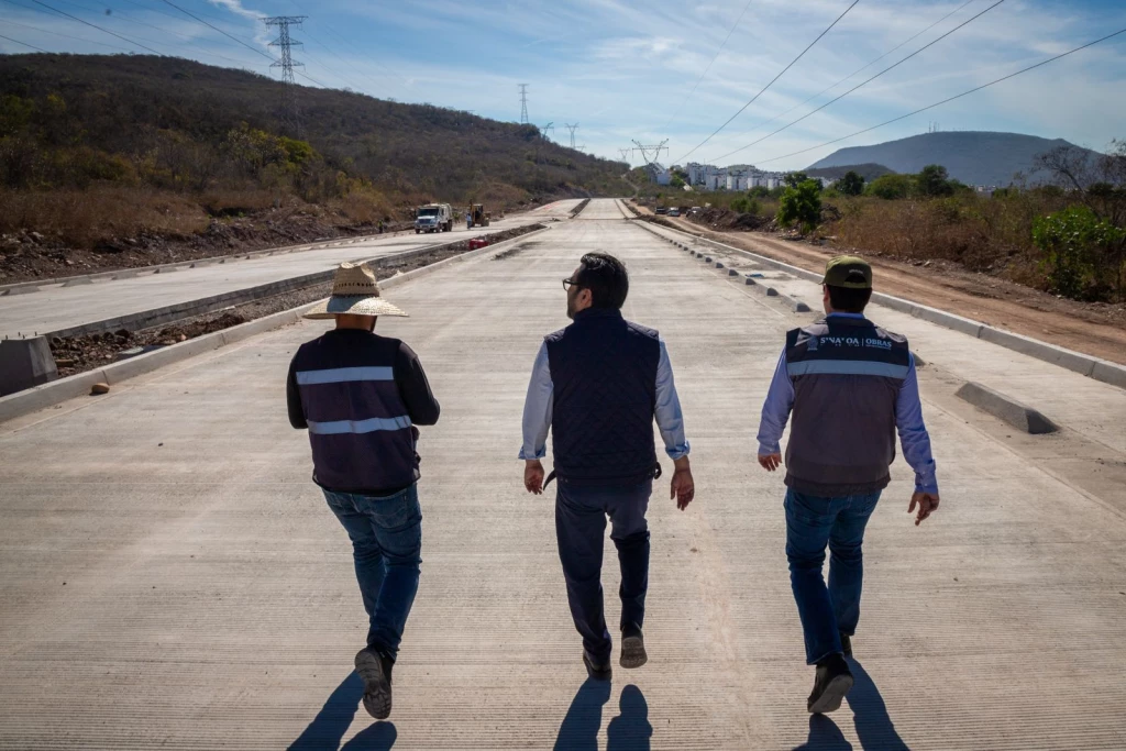 Supervisan avances del bulevar Agricultores–Costerita en Culiacán