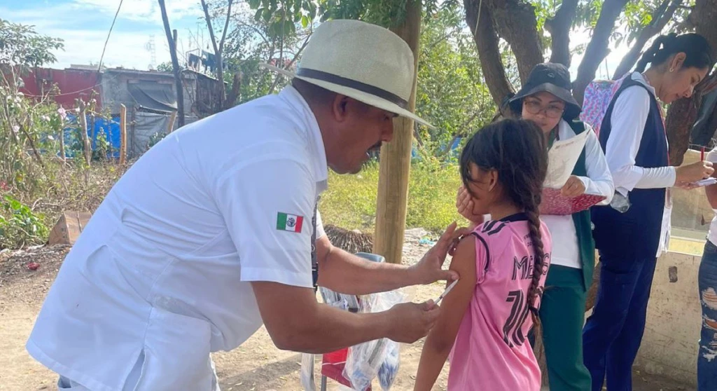 Sinaloa destaca por la vacunación contra el sarampión