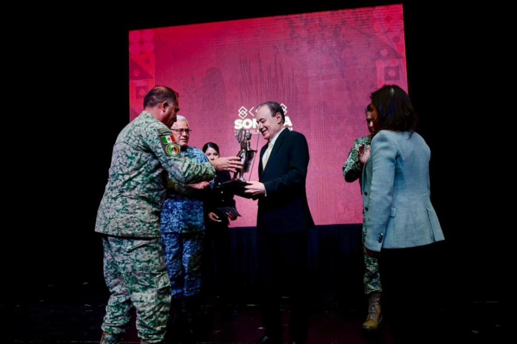 Reconoce Colegio de la Defensa Nacional a Durazo por resultados del Plan Sonora