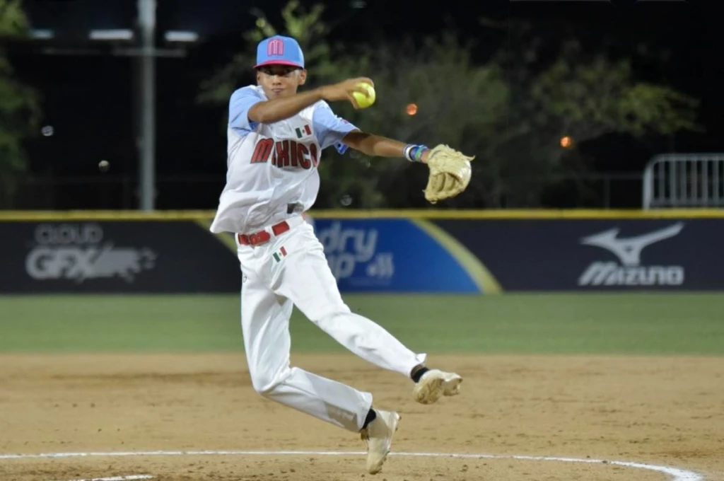 Sonorenses brillan en la selección mayor de softbol