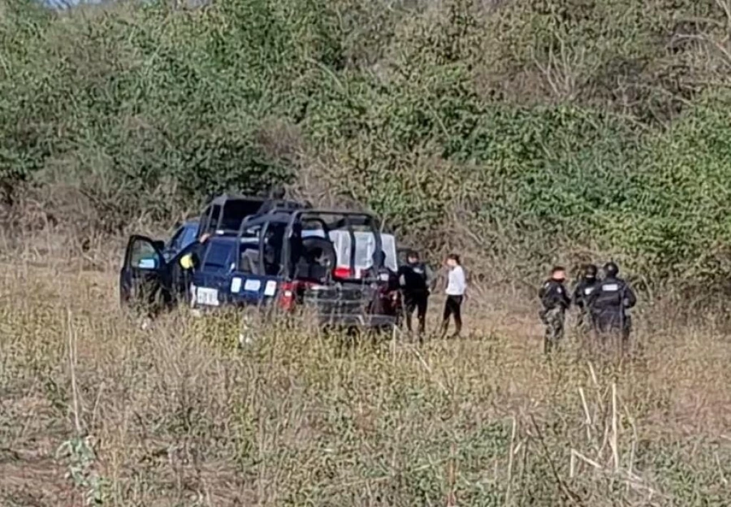 Encuentran a joven ejecutado a balazos en parcela cerca del El Recodo, Mazatlán