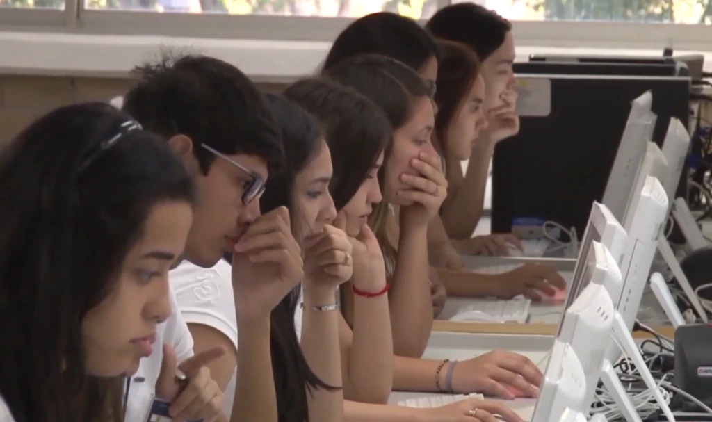 La UAS garantiza ficha a todos los aspirantes para el ciclo 2026-2027