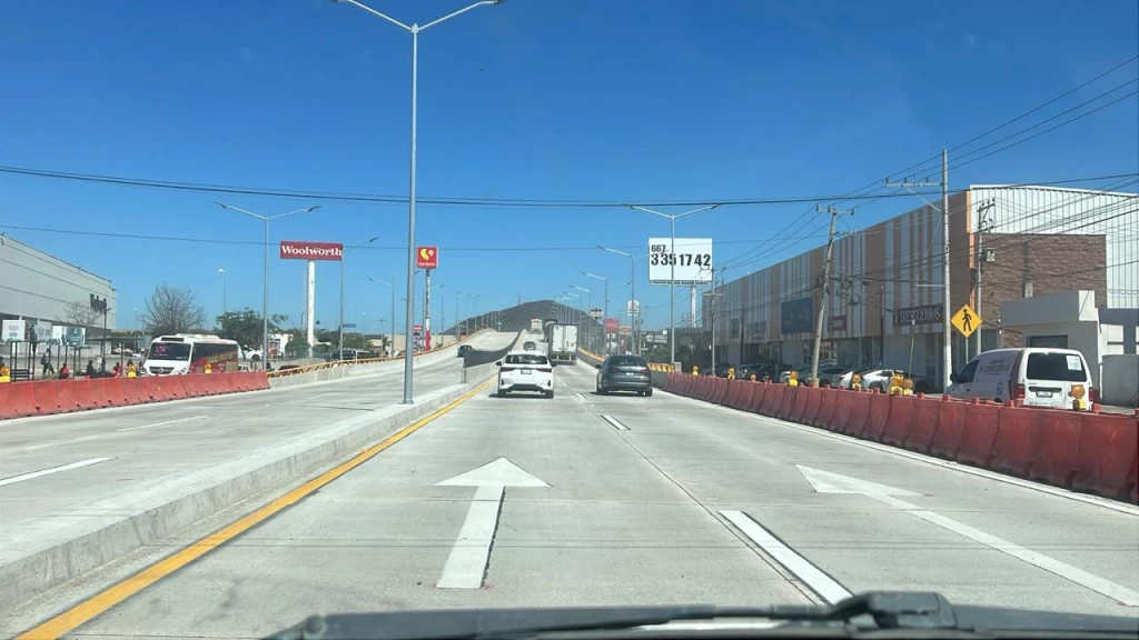 Abren la circulación de nuevo puente vehicular al norte de Mazatlán