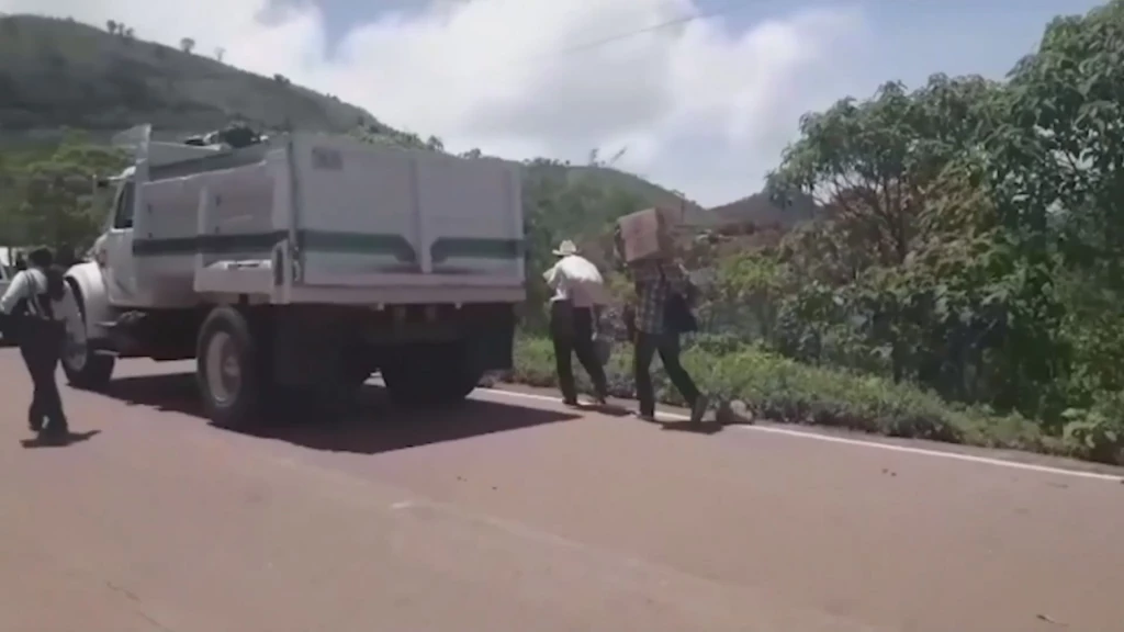 Donan en Choix terreno para familias de desplazados