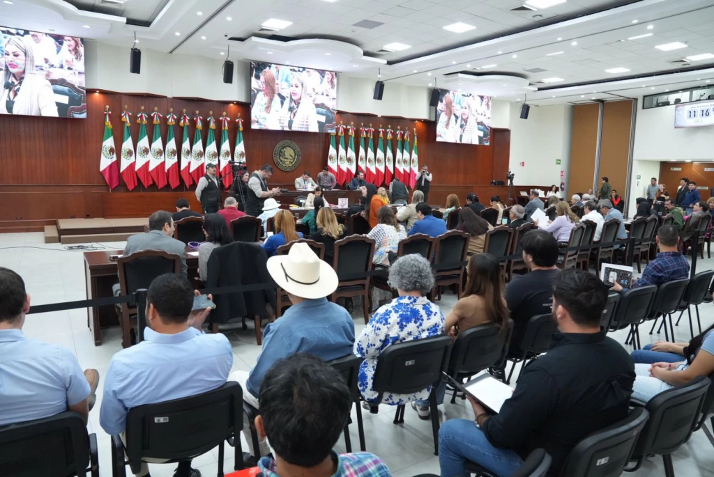 Congreso de Sinaloa vota a favor de la jornada laboral de 40 horas