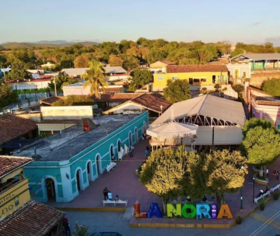 Se gestionarán apoyos en la Secretaría de Economía para comerciantes de la zona rural de Mazatlán