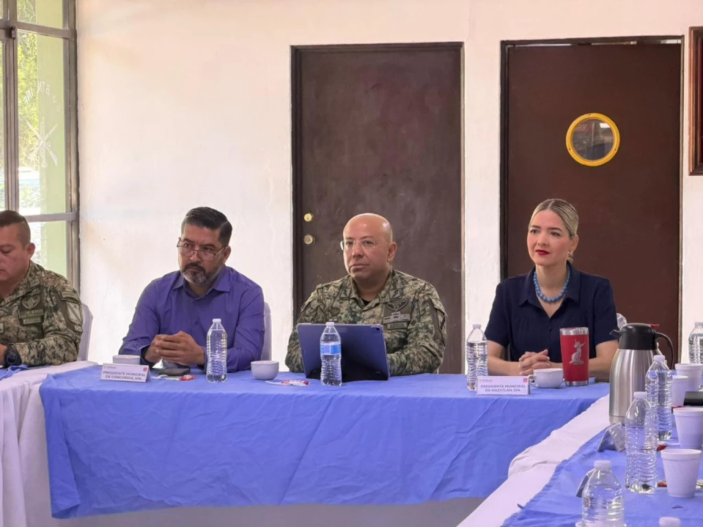 Estrella Palacios participa en la Mesa Regional de la Construcción de Paz
