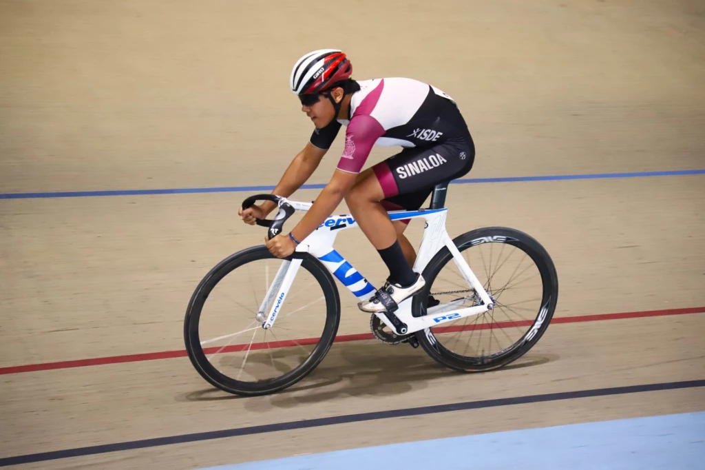 Califican seis sinaloenses a Olimpiada Nacional CONADE 2026 en Ciclismo