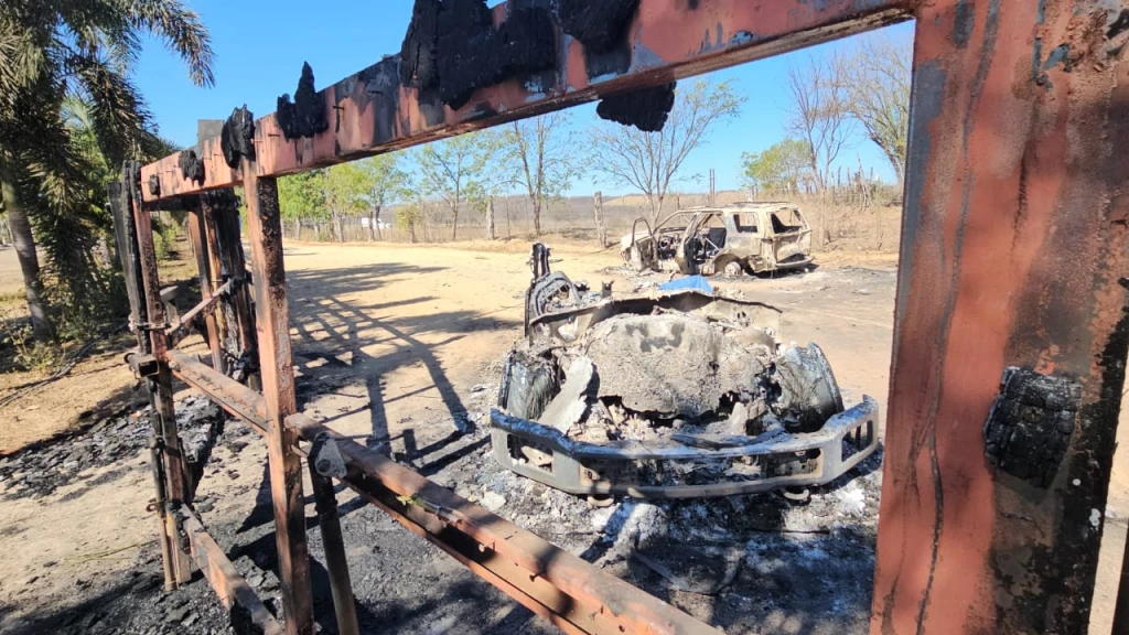 Muere un hombre tras un ataque a balazos y con explosivos lanzados desde drones en la comunidad de Río Grande, sindicatura de Sanalona.