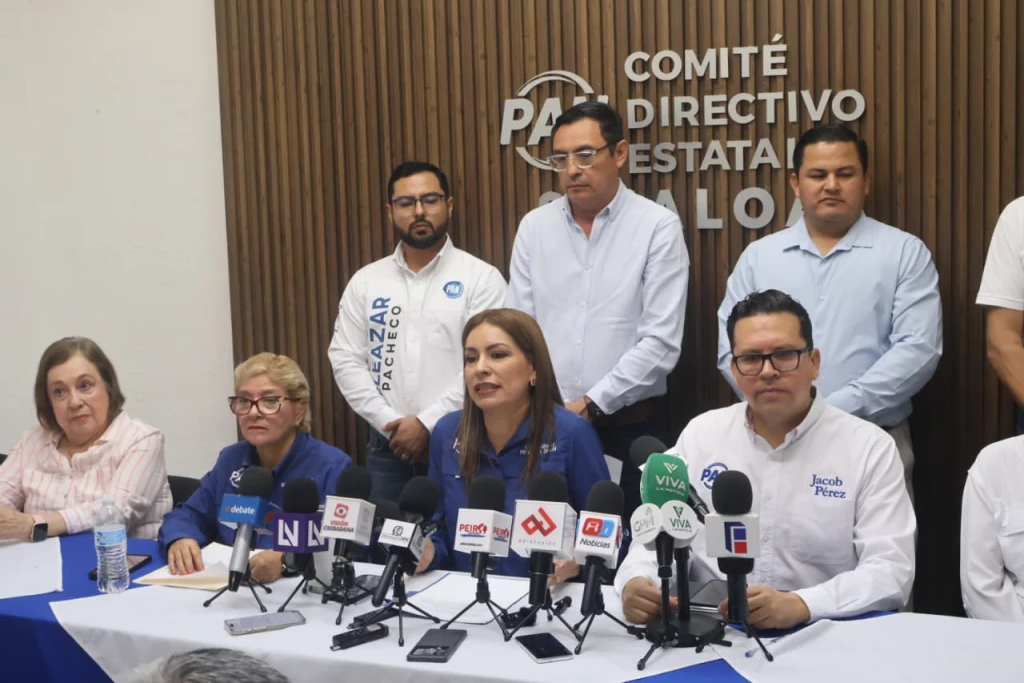Propuesta de Claudia Sheinbaum, con el Plan B está disfrazado de austeridad