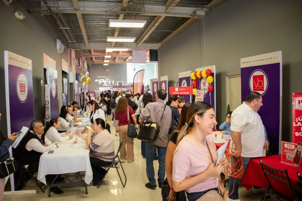 Impulsan oportunidades laborales en Feria Nacional del Empleo para las Mujeres 2026 en Culiacán