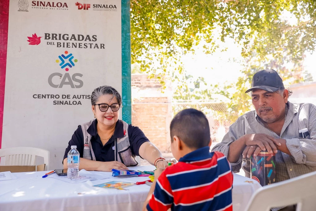 Bachoco, Juan José Ríos recibe atención integral con Brigadas del Bienestar