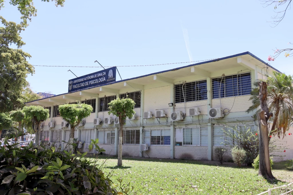 La Facultad de Psicología de la UAS abre convocatoria para diplomados virtuales 2026, que responden a los retos de la IA y la salud mental actual