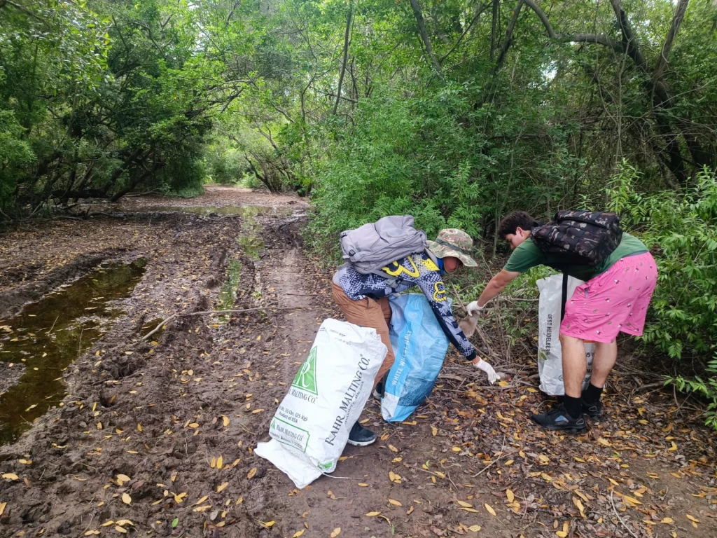 42 toneladas de basura se ha retirado en limpiezas en manglares de Mazatlán