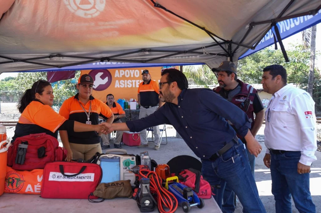 Supervisa alcalde puntos de apoyo carretero para vacacionistas