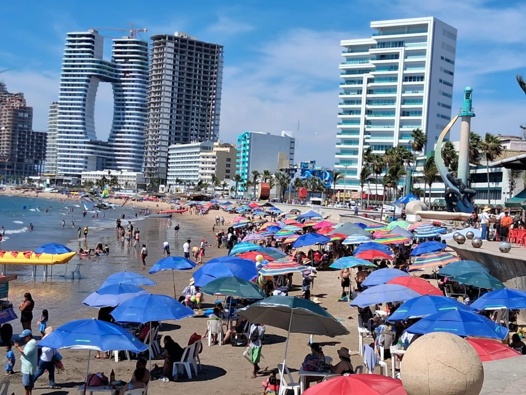 Destaca SECTUR que Mazatlán se posiciona a la vanguardia del turismo esta Semana Santa